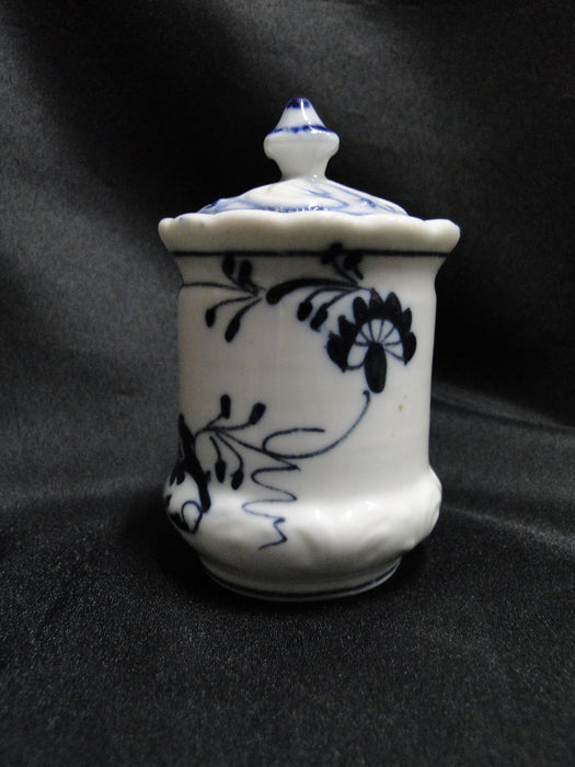 Blue Onion Pattern, No Mark: Spice Jar w/ Lid, 4 1/8" Tall