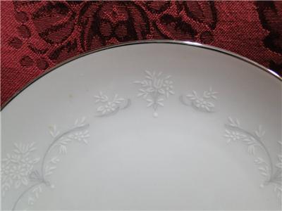 Noritake Whitebrook, 6441, White Flowers, Gray Scrolls: Bread Plate, 6 3/8"