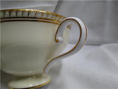 Spode Copeland's Westminster Y4090, Cream w/ Gold Trim: Cup & Saucer Set (s)