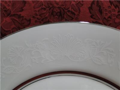 Oxford (Lenox) White Echo, Floral & Leaves, Platinum: Dinner Plate (s), 10 3/4"