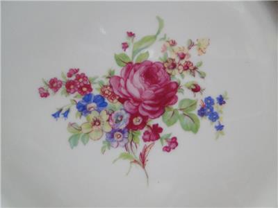 Wawel WAV11, Floral Sprays, Embossed Scrolls: Dinner Plate (s), 10 1/8"