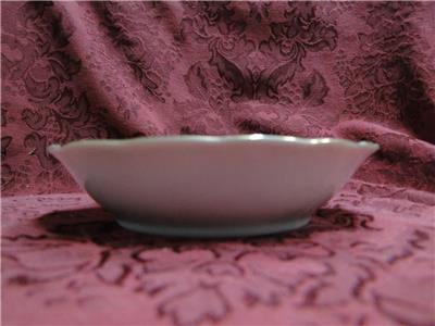 Wawel WAV11, Floral Sprays, Embossed Scrolls: Fruit Bowl (s), 5 1/4"