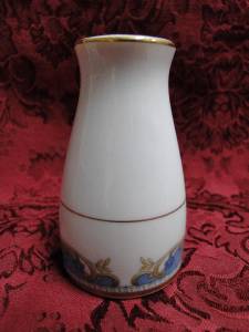 Noritake Blue Flowers, Gold Leaves & Trim: Pepper Shaker (s), 3 Holes, 3 1/4"