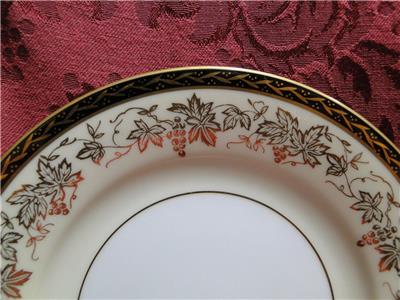 Noritake Bordeaux, 5496, Gold Grapes, Black Band: Bread Plate (s), 6 1/4"