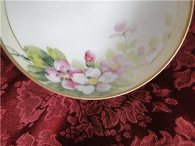 Nippon White w/ Pink/White Flowers: Footed Bowl, 5 1/8" x 2 3/8" Tall