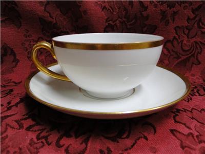 Tirschenreuth Colonial, White w/ Smooth Gold Band: Cup & Saucer Set (s), 2"