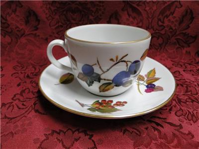 Royal Worcester Evesham Gold, Fruit: Cup & Saucer Set (s), 2 1/2", Gold Stripe