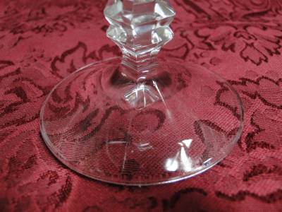 Schott Zwiesel Mondial Gold, Clear, Gold Trim: Champagne / Sherbet, 4 3/4"