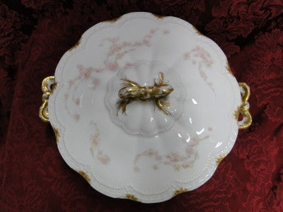 Haviland (Limoges) Schleiger 247d, Pale Pink Flowers: Round Serving Bowl w/ Lid