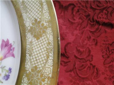 Tirschenreuth Floral Center & Gold Filigree on Rim: Dinner Plate, 10 3/4"