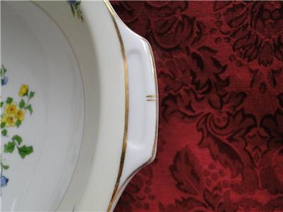 Thun Thu71 Floral Rim & Center, Cream Band: Round Serving Bowl w/ Handles 9 3/8"
