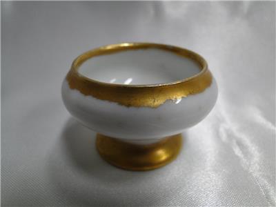 Oscar & Edgar Gutherz, Austria, White w/ Gold Trim: Salt Dips, Set of 4