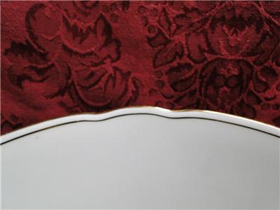 Schirnding Feston, Double Ring Gold Trim, Scalloped: Round Serving Bowl, 9"