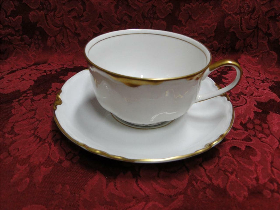 Hutschenreuther Chateau D2100, Scalloped, Gold Trim: Cup & Saucer Set (s)